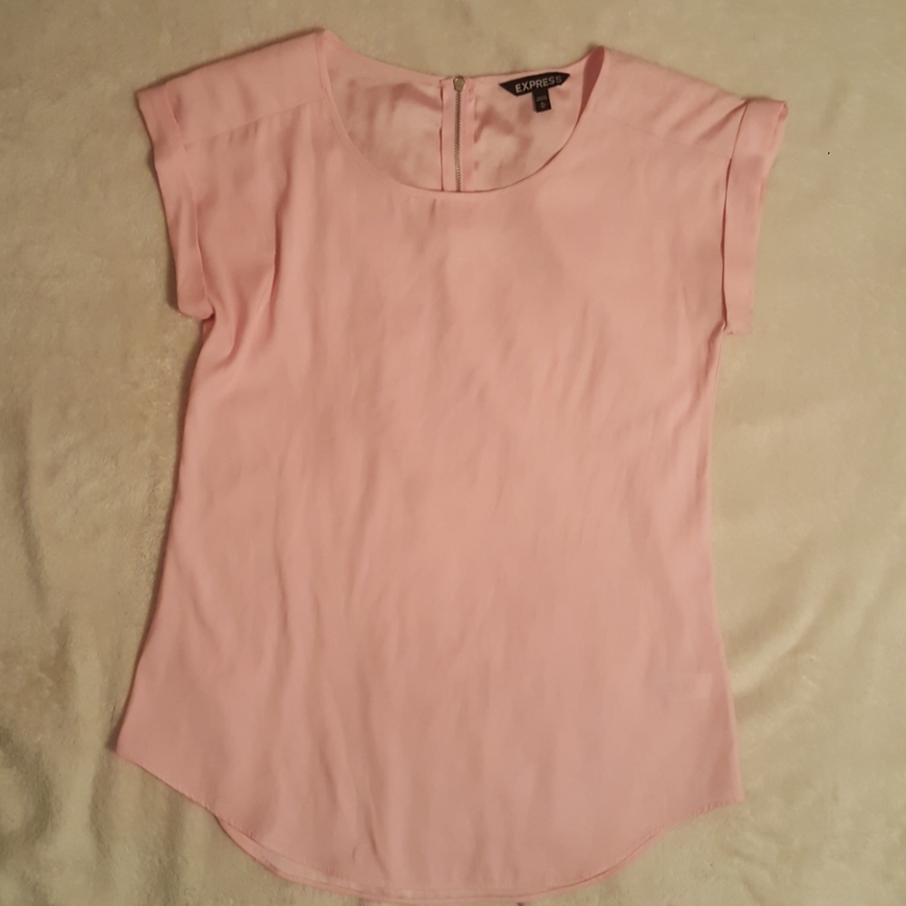 sleeveless blouse